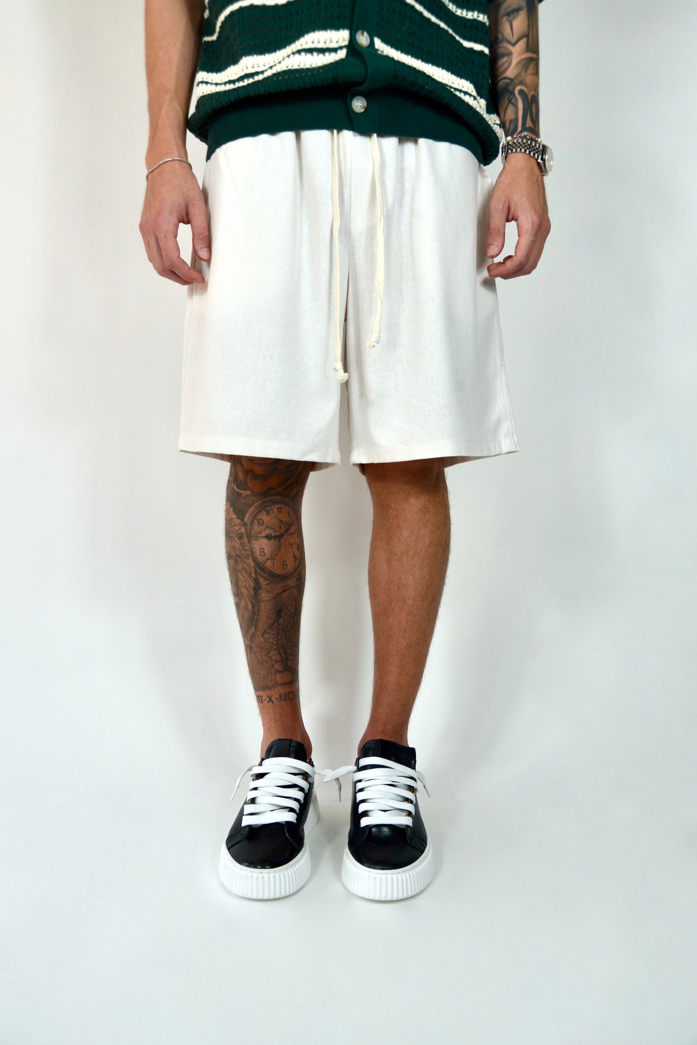 Pantaloncino Elegante In Lino